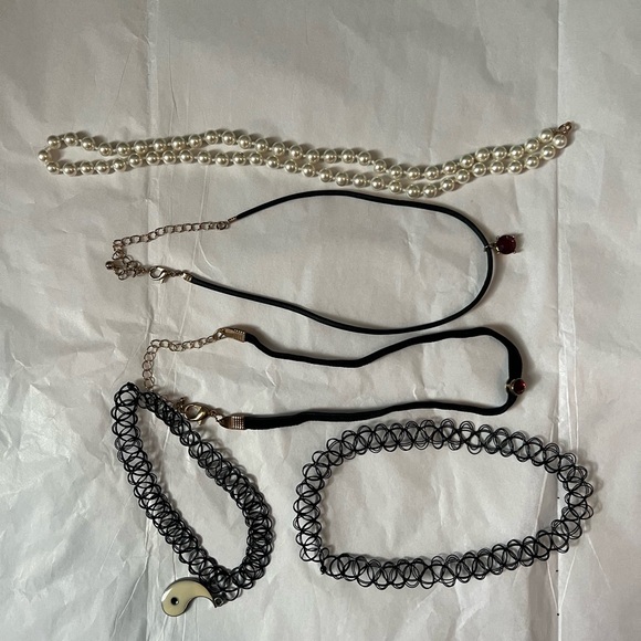 Random Necklace Lot (Mostly Chokers) - Picture 1 of 5